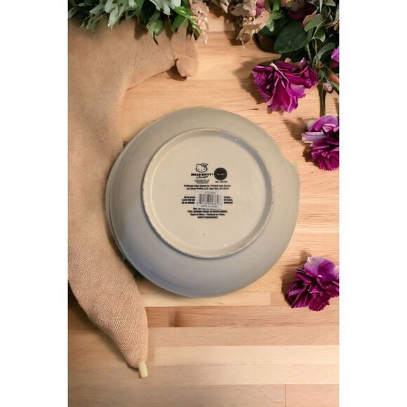 Hello Kitty 46 Oz. Ceramic Pasta Bowl Brand New Sanrio 9” Rainbow Plate Dish - Picture 3 of 4